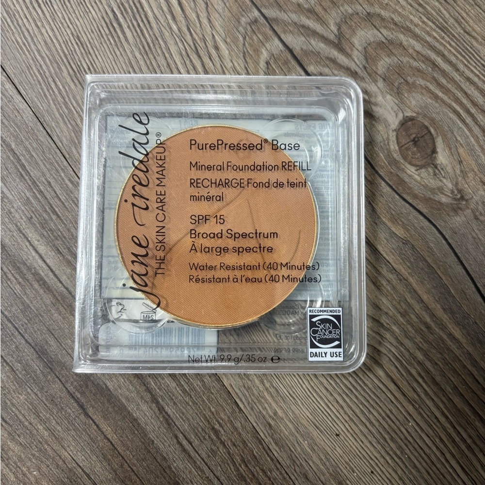 Powder refill in cognac